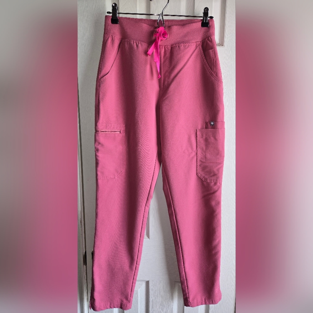Figs Yola Rose Scrub Pants
